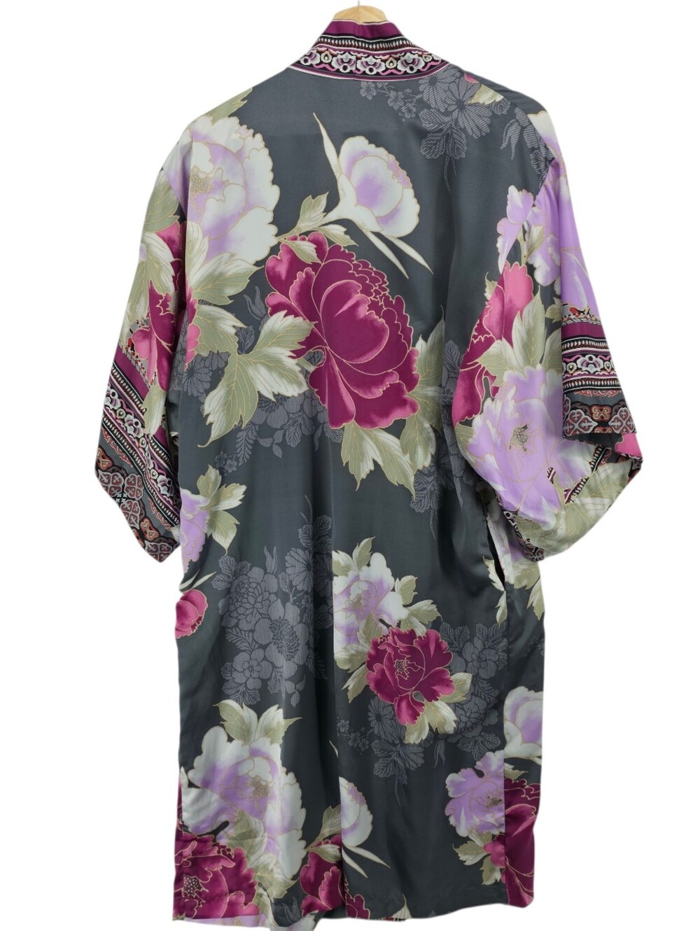Natori Floral Kimono Robe Gray Purple Satin Lounge Cover Up Pockets Size Small - Picture 11 of 12